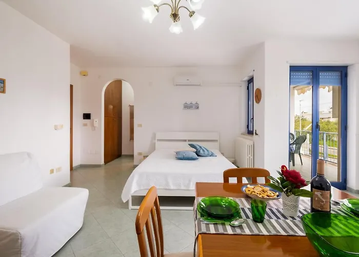 Gaia A 3 Posti Apartment *