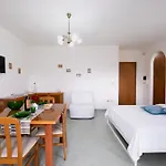 Gaia A 3 Posti Appartement *