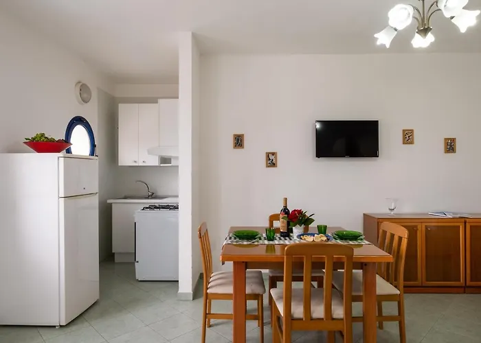 Gaia A 3 Posti Apartment *